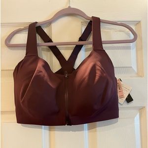 Victoria Secret sports bra